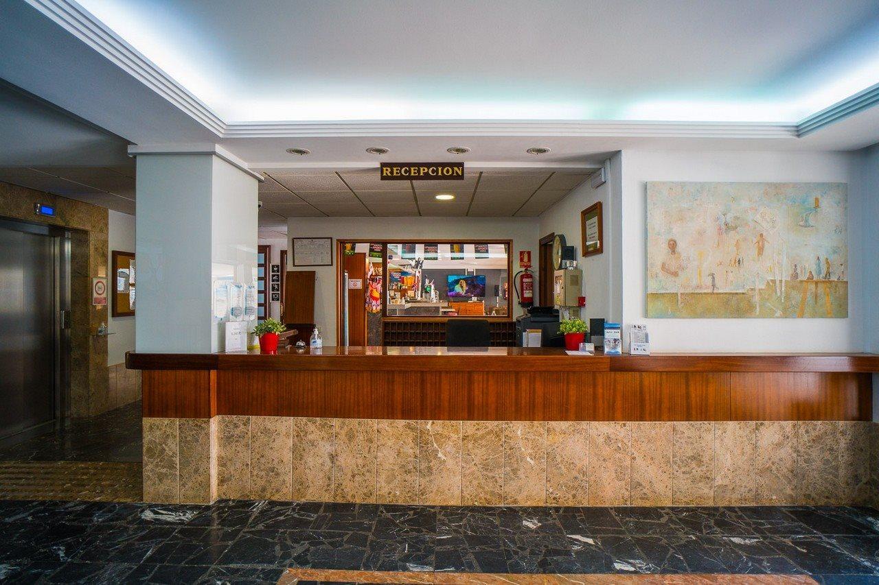 Hotel Sur Кала Бона Екстериор снимка