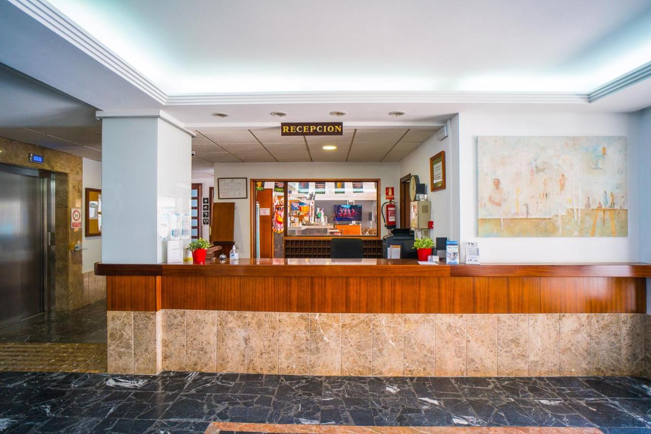 Hotel Sur Кала Бона Екстериор снимка